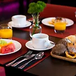 Hotell Sana Capitol 3*