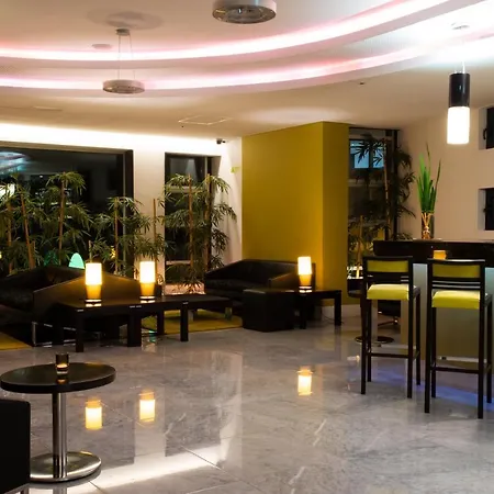 Sana Capitol Hotel 3*