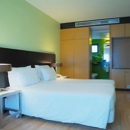 Szálloda Sana Capitol 3*