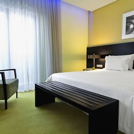 Sana Capitol 3*