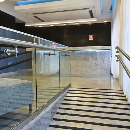 Sana Capitol Hotel 3*