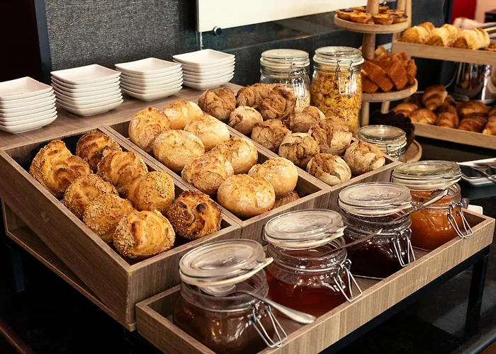 Sana Capitol Hotel 3*