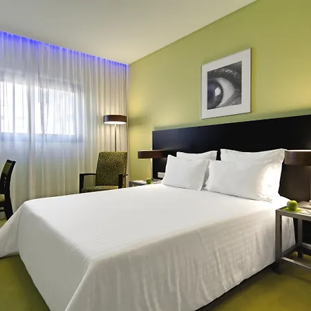 Sana Capitol 3*